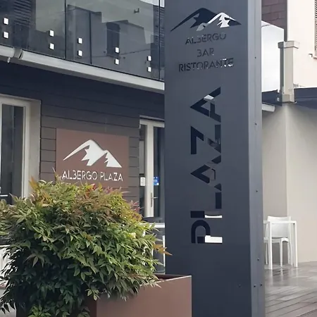 Ristorante Plaza ホテル 2*