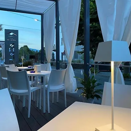 Ristorante Plaza 酒店 2*