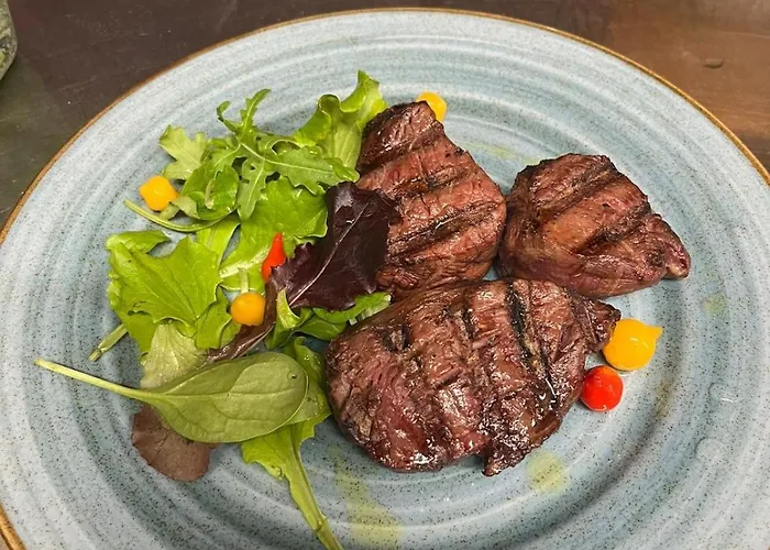 Ristorante Plaza מלון 2*