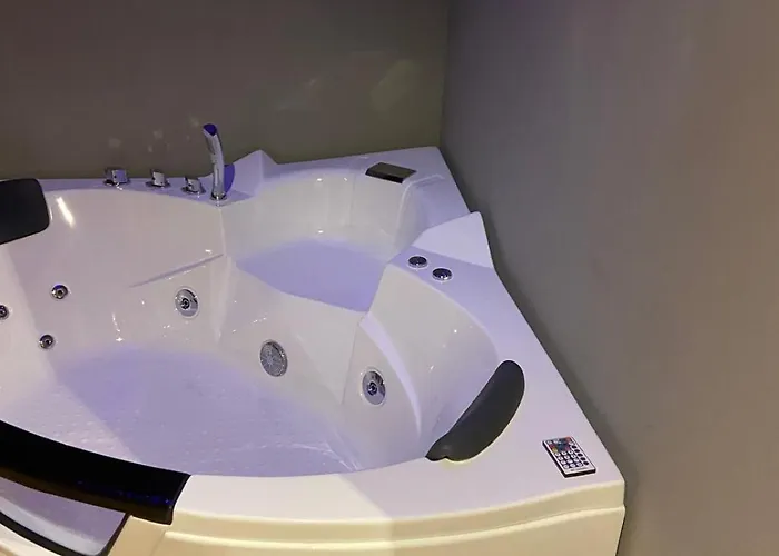 מלון Ristorante Plaza Tornolo