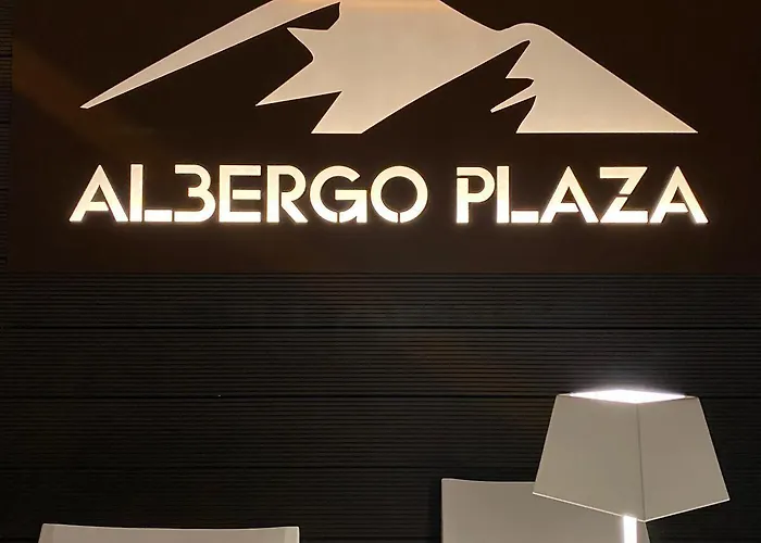 Ristorante Plaza מלון Tornolo